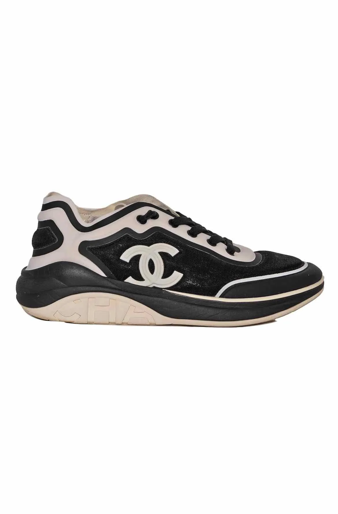 Chanel Size 38 Sneaker