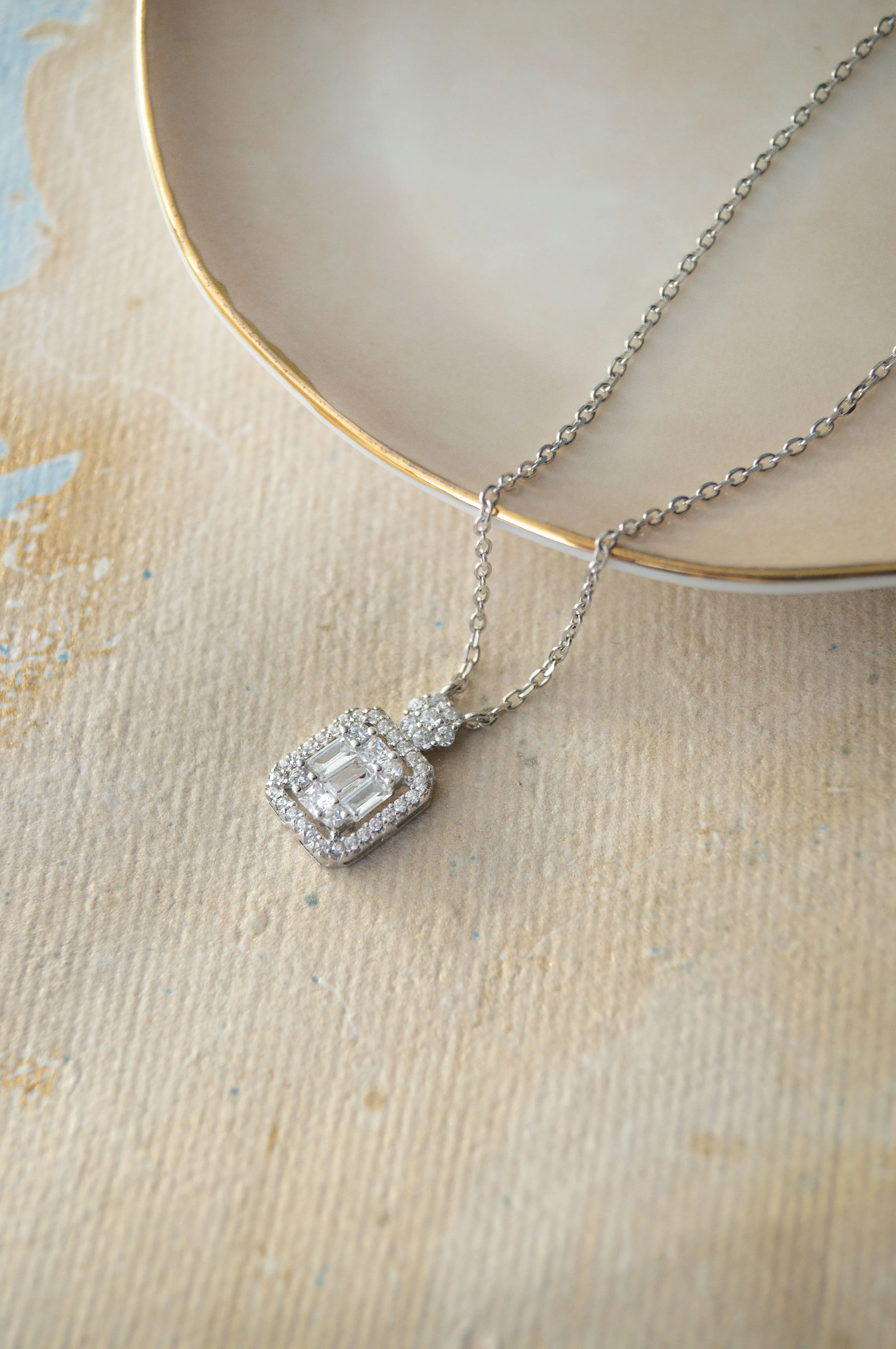 Let's Shine Sterling Silver Pendant Chain Necklace